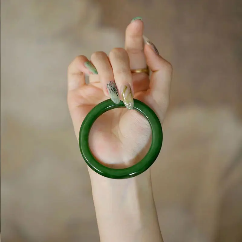 vòng tay bích xanh tân cương 8 ly