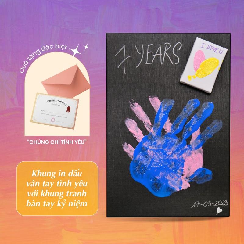 Quà tặng giới hạn Combo khung tranh in bàn tay và ngón tay người yêu "Color Of Love" dáng màu tình yêu cho hành trình yêu thương trọn vẹn dành cho cặp đôi gia đình | Ghiền Mystery Đồng Treo Tường