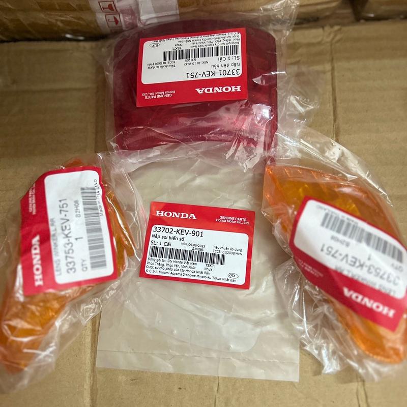 Nắp chụp xi nhan sau wave thai 110 (bộ 4 miếng) Phụ Tùng