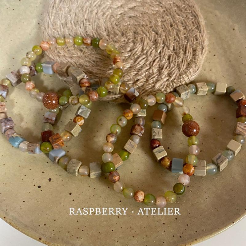 Product Introduction of Peach Bamboo New Chinese White Beaded Bracelet Natural Stone Twin Artistic National Style Niche Retro Bracelet 2