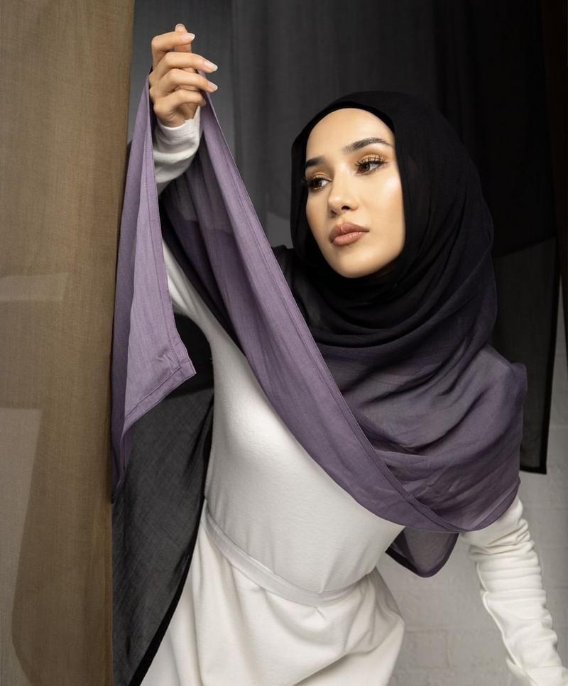 Product Introduction of Selendang Modal, Berkualiti Tinggi, Bertepi Lebar, Nipis, Lukisan Tangan, Kecerunan Rayon, Bernafas, Sesuai untuk Tudung Kepala, Selendang Scarves 9