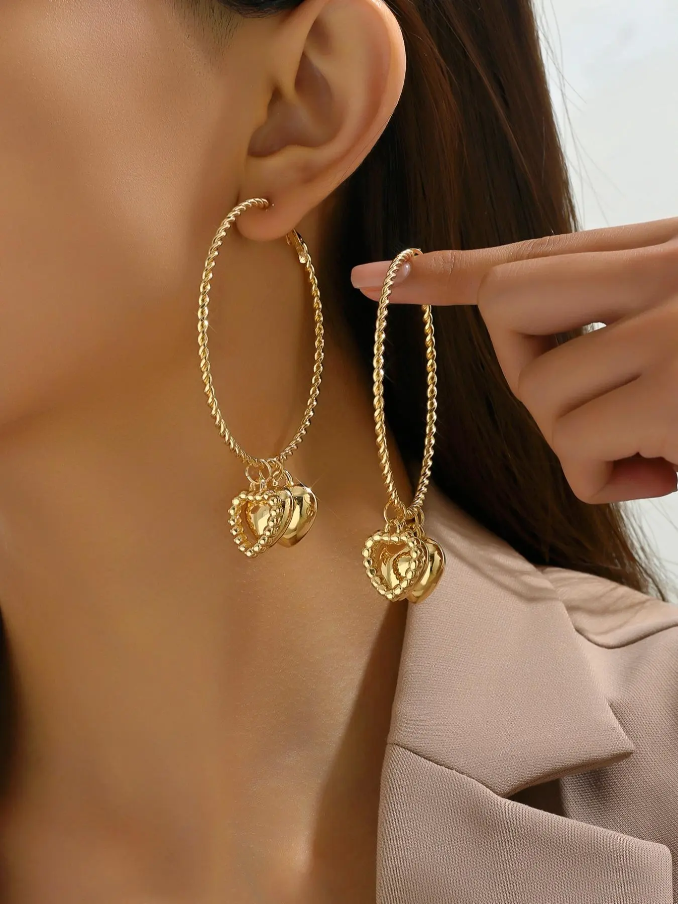 1 Pair Trendy Heart Design Hoop Earrings, Fashionable Casual Matching Elegant Women's Earrings Jewelry for Party, Classic Fashion Accessories for Daily Wear, Valentine's Day, Gift