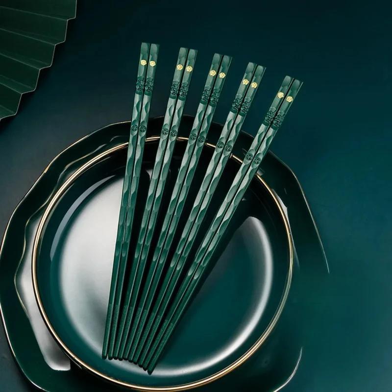 1/5Pairs High Quality Japanese Non-Slip Chopsticks Korean Home Hotel Restaurant Portable Healthy Food Stick For Sushi Chopsticks 1