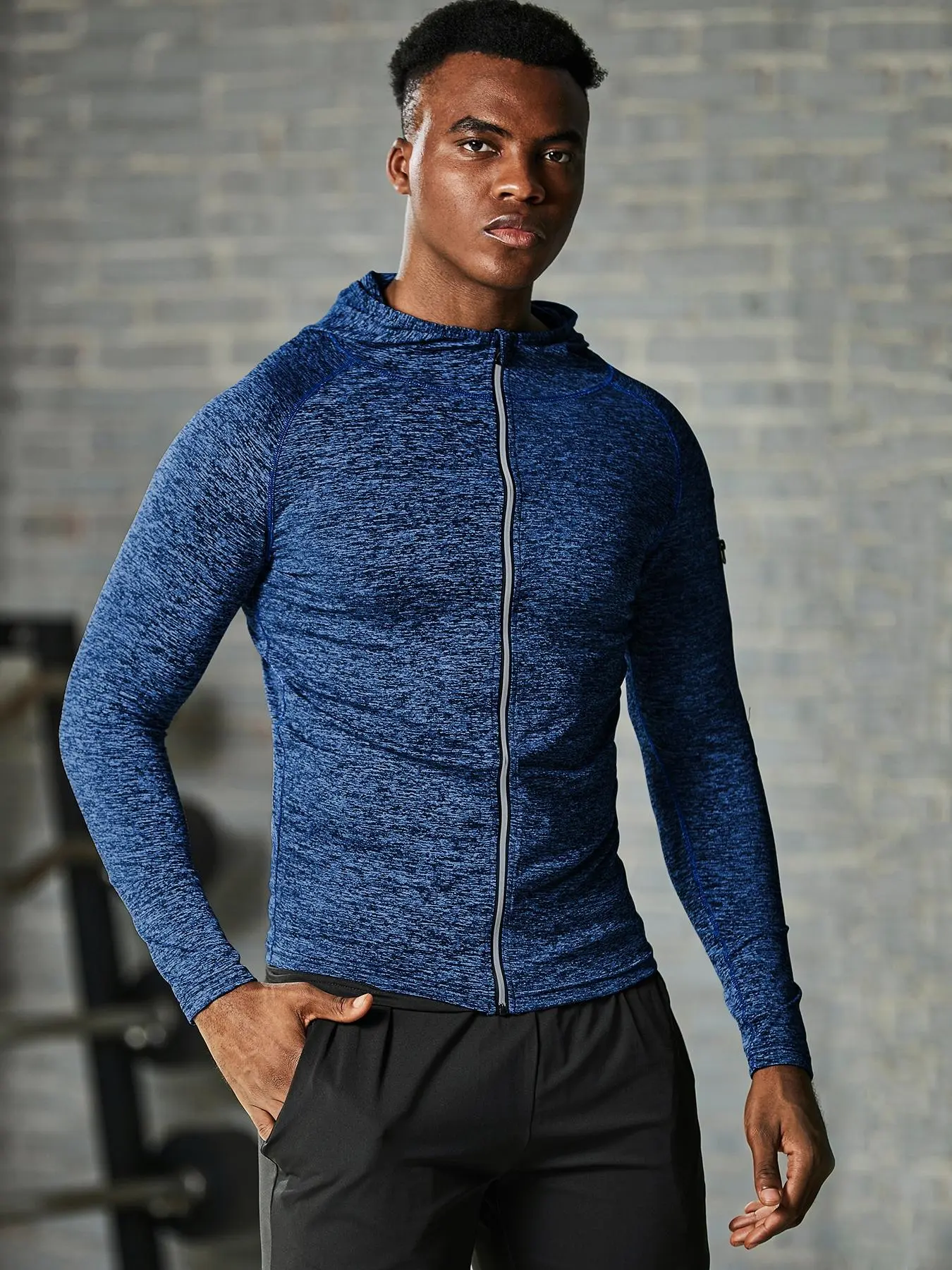 Men's Quick-drying Plain Hooded Jacket with Zipper Design for Summer, Slim Fit Long Sleeve Zip Up Jacket, Sports Outerwear for Workout Gym Fitness, Soft Menswear