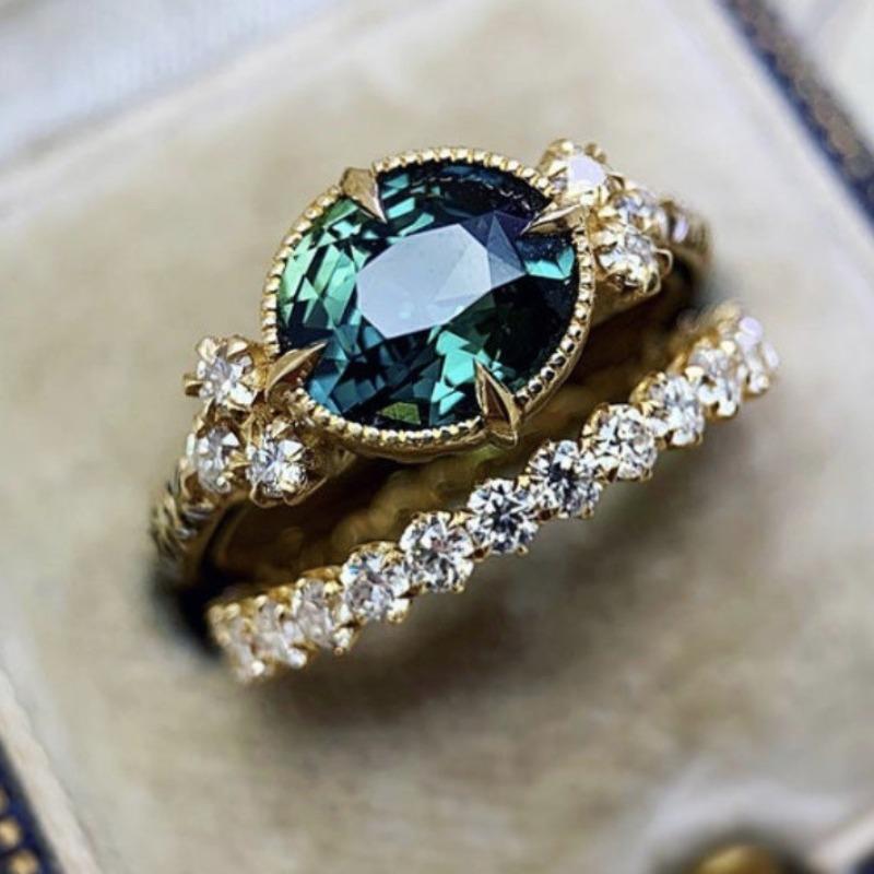 Product Introduction of Senior women's green jade ring, couple ring, alloy inlaid zircon ring jewelry, suitable for men and women with the same ring jewelry 4