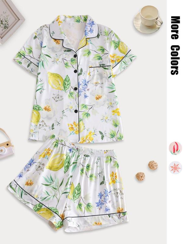 Two-piece Set Women's Fruit Print Lapel Neck Button Front Pajama Set, Casual Comfy Pastel Short Sleeve Pocket Top & Elastic Waist Shorts Pj Set, Ladies Sleepwear for All Seasons 0