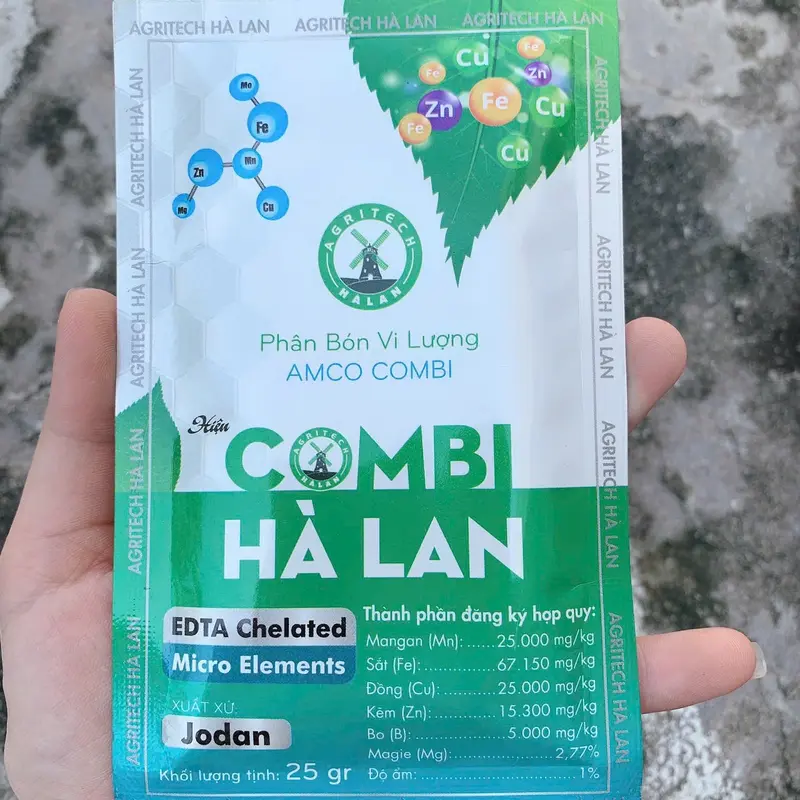 Combo 2 gói Phân bón vi lượng combi giúp cây xanh lá dày lá cứng lá 1