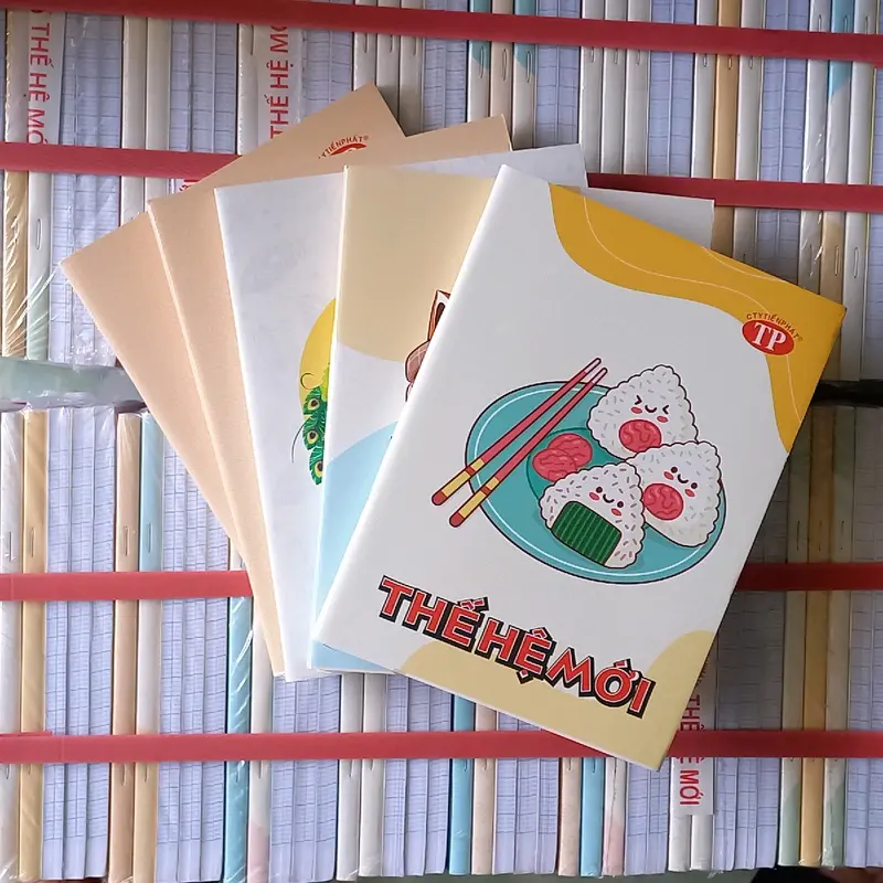 Combo 5 vở 200 trang Thế Hệ Mới. Cty Tiến Phát. 4 dòng ly ngang. kích thước:15.6x20.5cm. Tặng kèm bìa bao, nhãn. DÙNG CHO HS CẤP 2,3... VỞ CHO HS MIỀN NAM 4