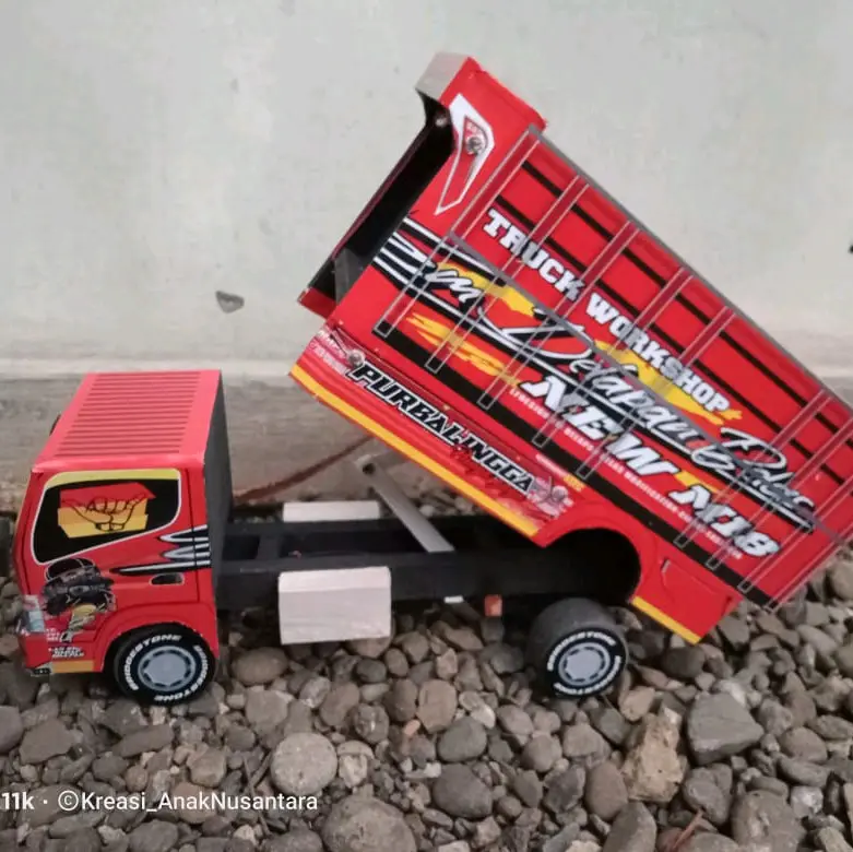 MINIATUR TRUK DUMP JUNGKIT REAL BISA JUNGKIT VIRAL.