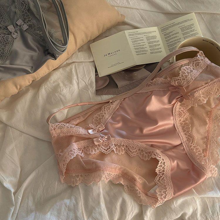 Product Introduction of Lace-edged bow high elastic and comfortable pure cotton crotch underwear 1