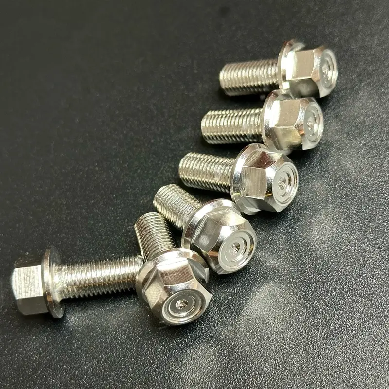 Ốc trụ Thái 6li-8li-10li đủ size dài ngắn găng đủ vị trí trên xe , chất liệu inox 304 Phụ Tùng 2