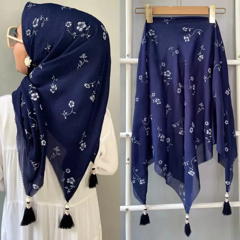 Hijab Segi Empat Jambul / Hijab Tasel Motif Bunga / Hijab Segi Empat Potton Star Motif 0