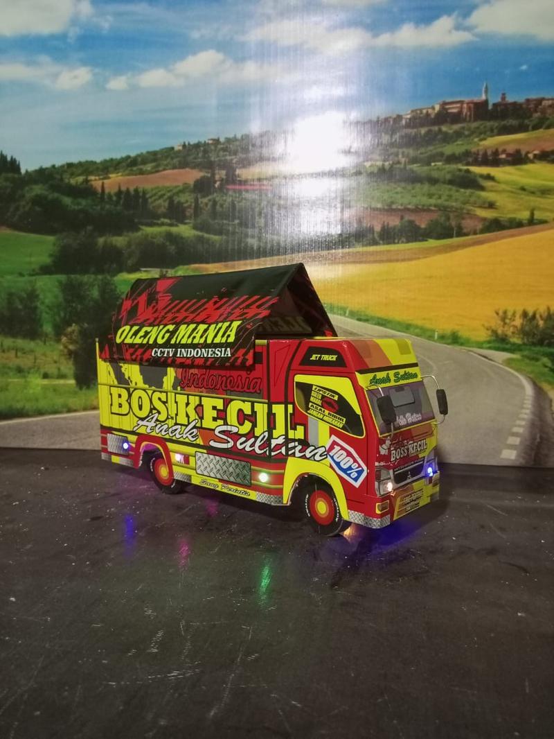 Product Introduction of miniatur truk oleng variasi ampu murah viral Mainan Anak truck 3