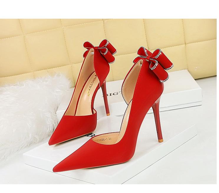 Product Introduction of 626-H36M European and American Style Banquet High Heels Stiletto High Heels Shallow Pointed Toe Side Cutout Rhinestone Back Bowknot Single Shoes kitten  heels 12