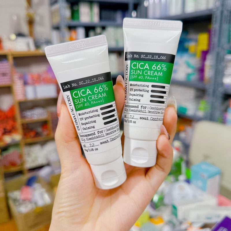 Kem chống nắng cho da mụn Cica Dermafactory