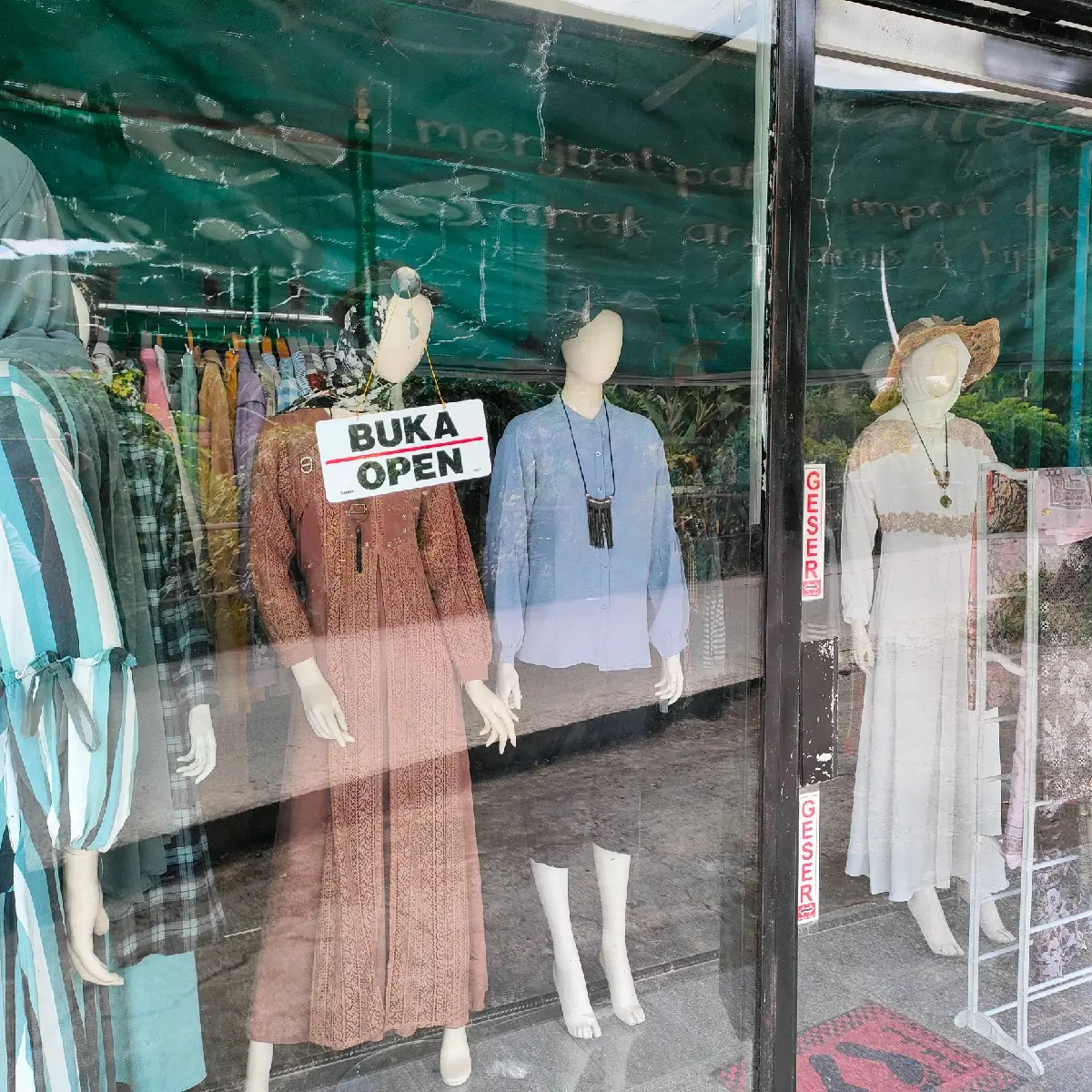 gamis, midi, one sett, rok, celana, pakaian anak dll Bunga