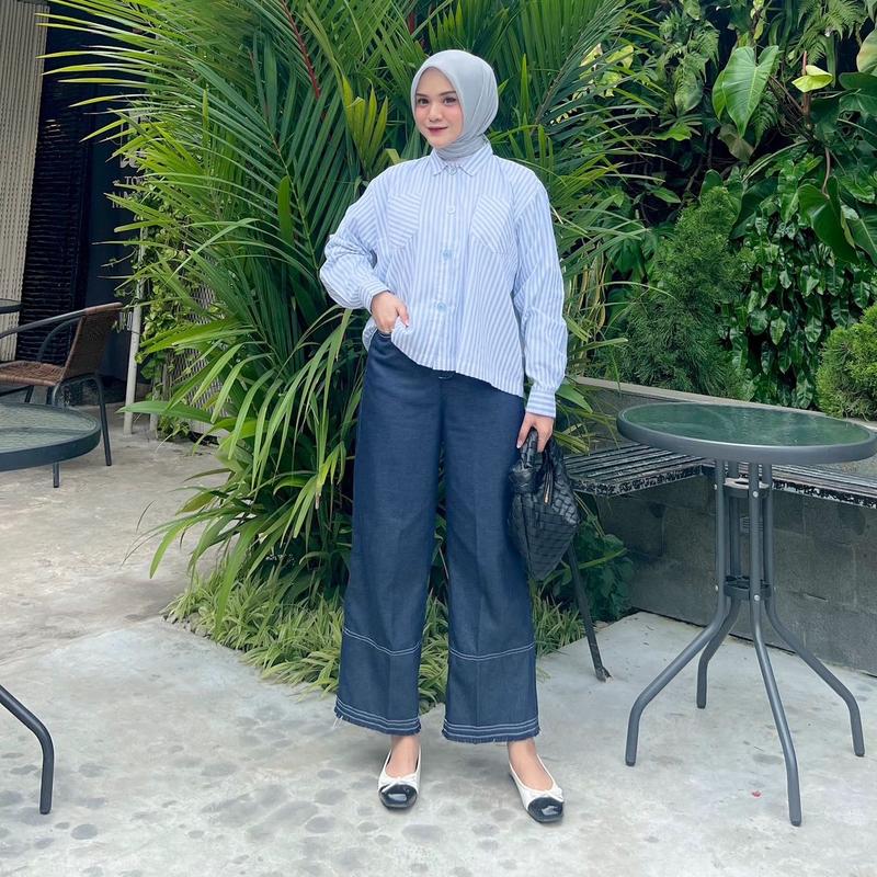 Kemeja Crop Top Stripe Oversize Baju Wanita Motif Garis-Garis Fit Formal 6