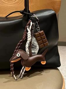 Dije de Bolsa y Llavero de Perro Salchicha de Dibujos Animados, Colgante de Llavero de Pareja Versátil, Accesorio Adorable para Bolsas y Llaves, Idea Perfecta para Regalo