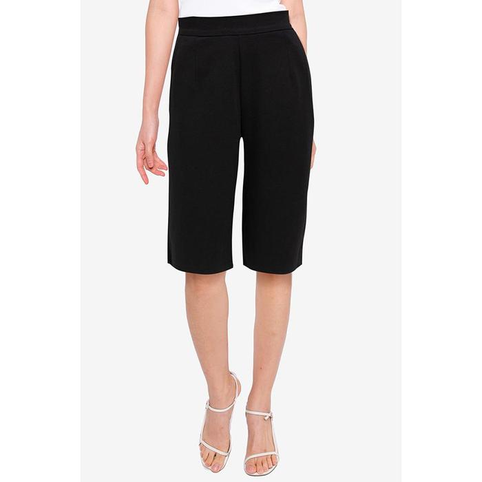 Gambar Celana Pendek Kulot Wanita Cardinal G0004F01A - Hitam, L dari Cardinal Brand Kab. Bandung Tokopedia