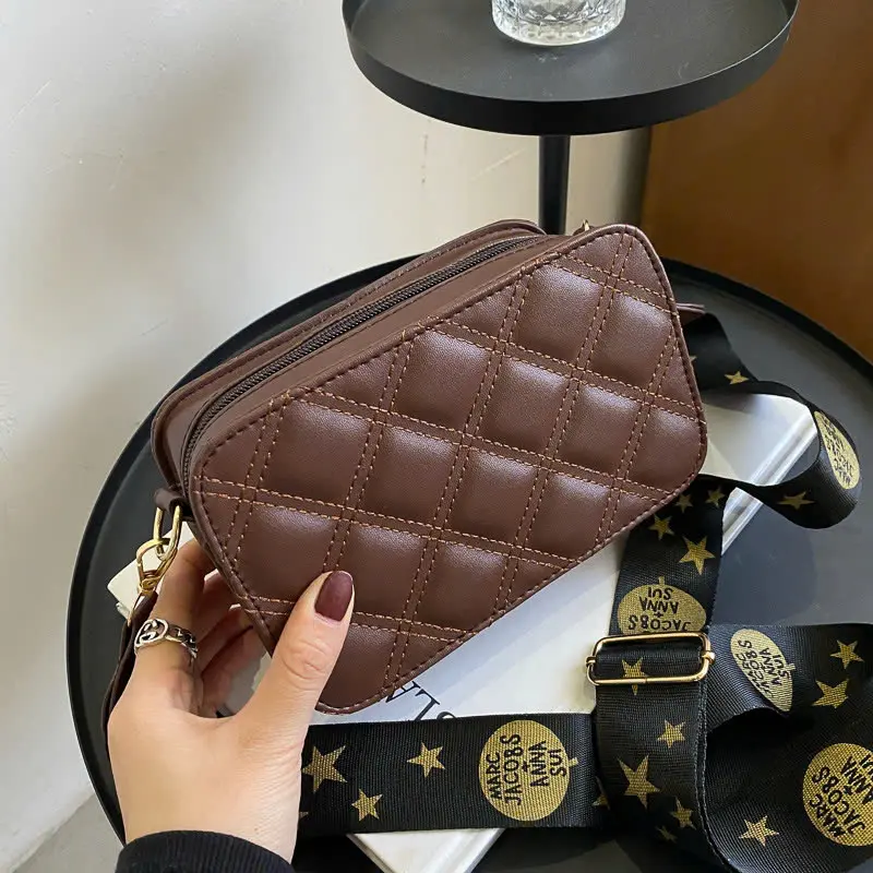 Túi nữ đeo chéo, đeo vai và kẹp nách, phối hoạ tiết và màu sắc dễ thương và sành điệu, thời trang Hàn Quốc mới NEW-0041 6