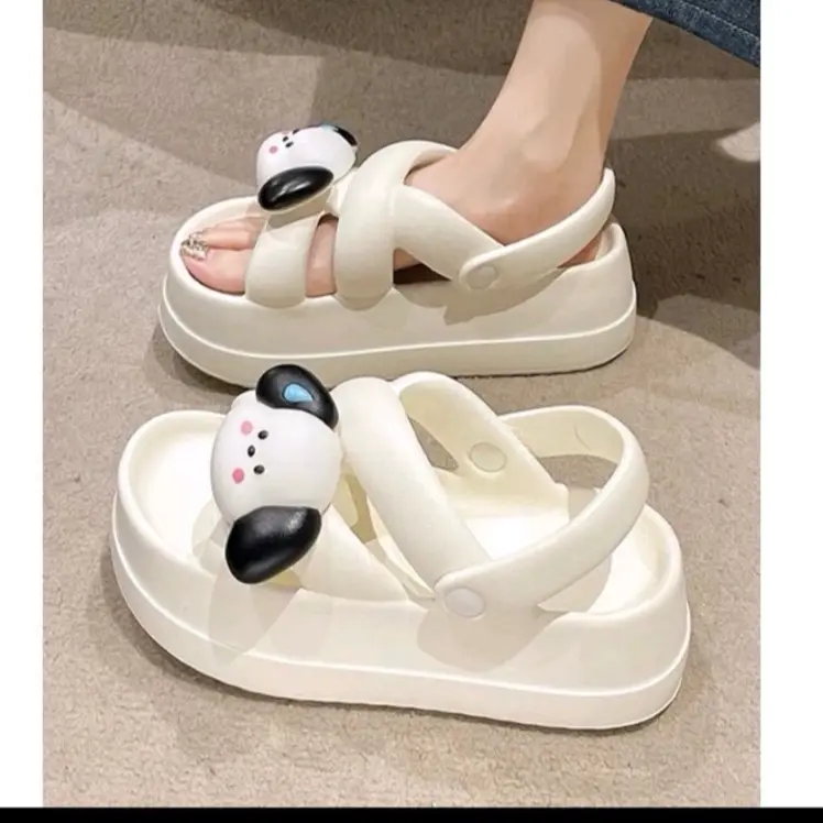 Dép bánh mỳ nữ đế độn gắn hình ngộ nghĩnh. Dép sandan quai hậu đúc đi mưa êm bền GiàY DéP Shoes mắt giày  sandal Nhung Jean sandal  vải dep 6cm dépcao 2