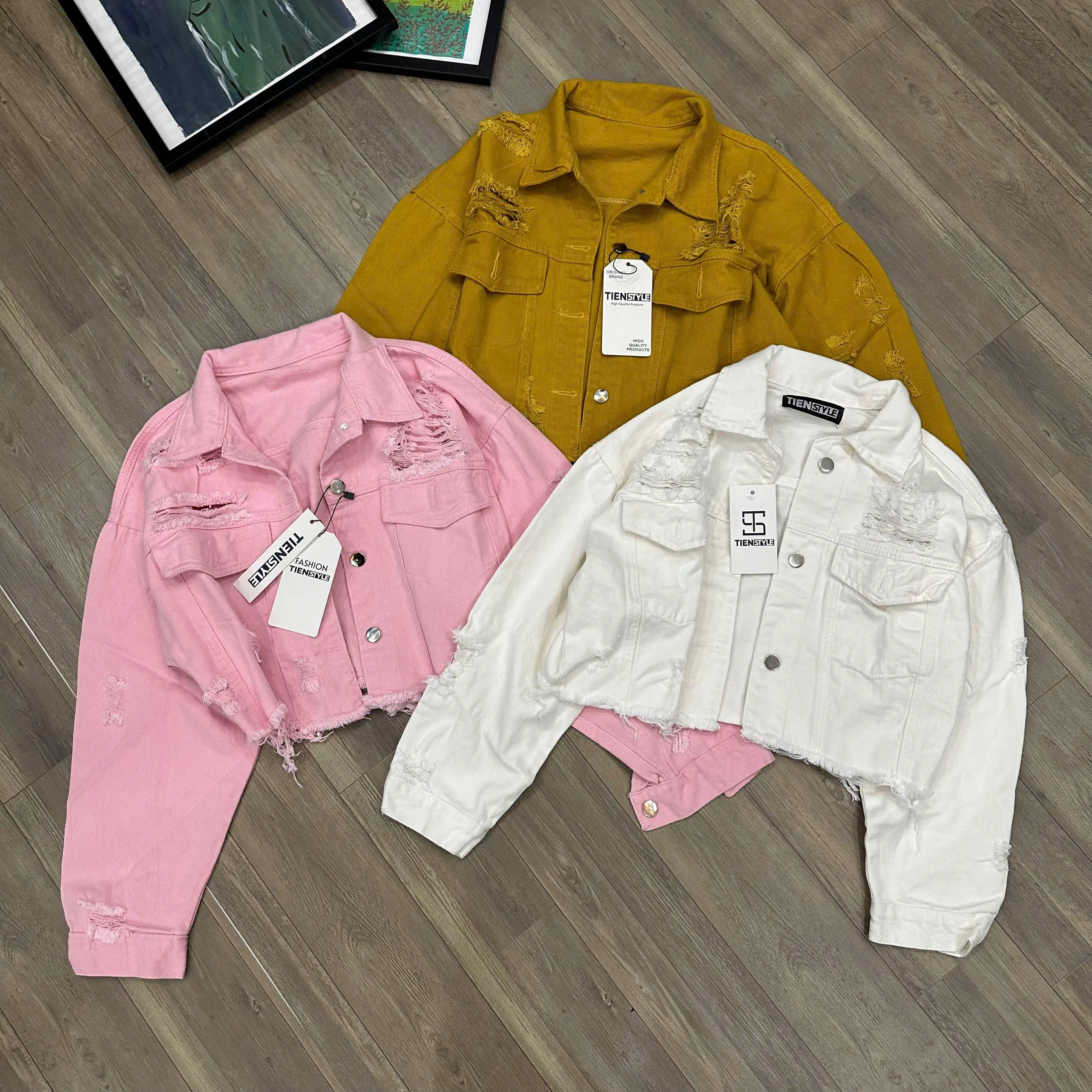 Áo Khoác Jean Nữ Rách Cá Tính Phom Lửng Cánh Dơi Top Jacket Women - Chất Jean không giãn, Dày dặn, bền màu - Nhiều màu - Size: Free Size