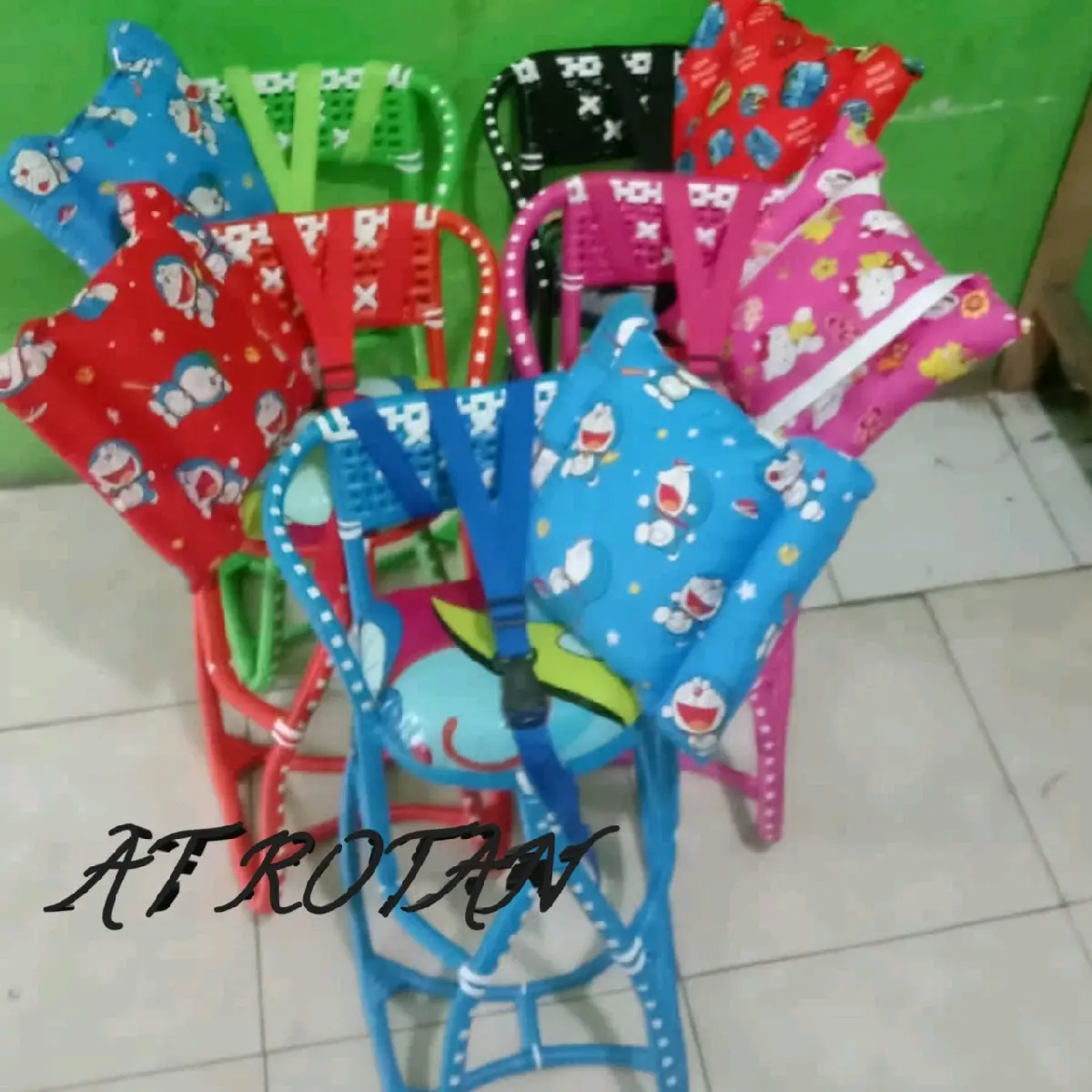 KURSI BONCENGAN MOTOR ANAK FUL LILIT+SABUK+BANTAL STANG/DUDUKAN MOTOR MATIC/BONCENGAN MOTOR MATIC/SANDARAN MOTOR MATIC/BONCENGAN MOTOR ANAK/KURSI ROTAN/KURSI MOTOR/KURSI ANAK Rotan Sintetis Furniture