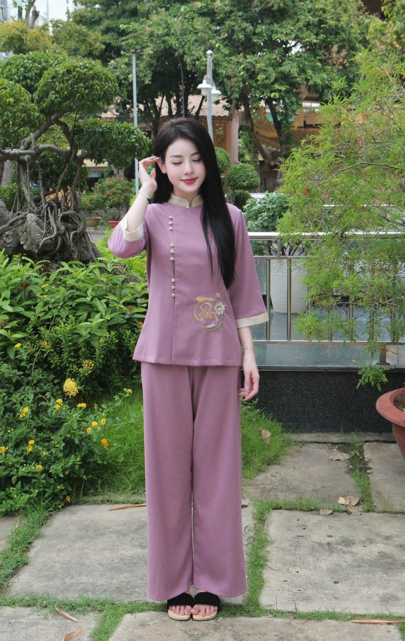 Product Introduction of Bộ đồ đi chùa đũi tằm chữ Tâm cao cấp Bối Hải Yến 2