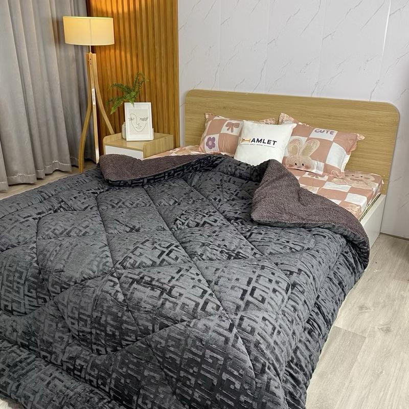 Chăn lông cừu chữ vạn mùa đông loại dày 3 lớp mền lông cừu dày mềm mại kích thước 2mx2m2 nặng 2,7kg chan long ấm nhung tam