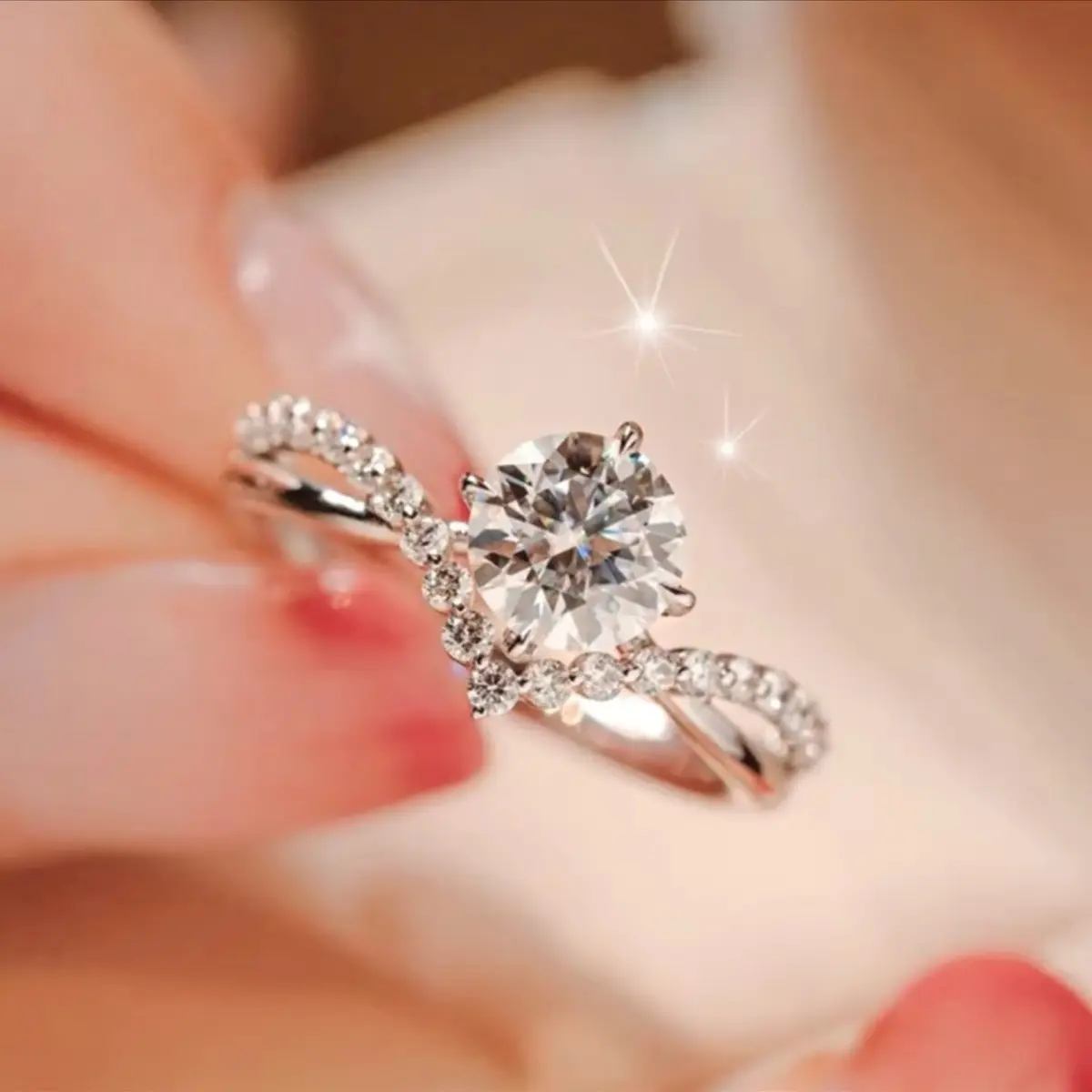nhẫn vương miện bạc 925 thiết kế viên đá hình thóc nhỏ xinh