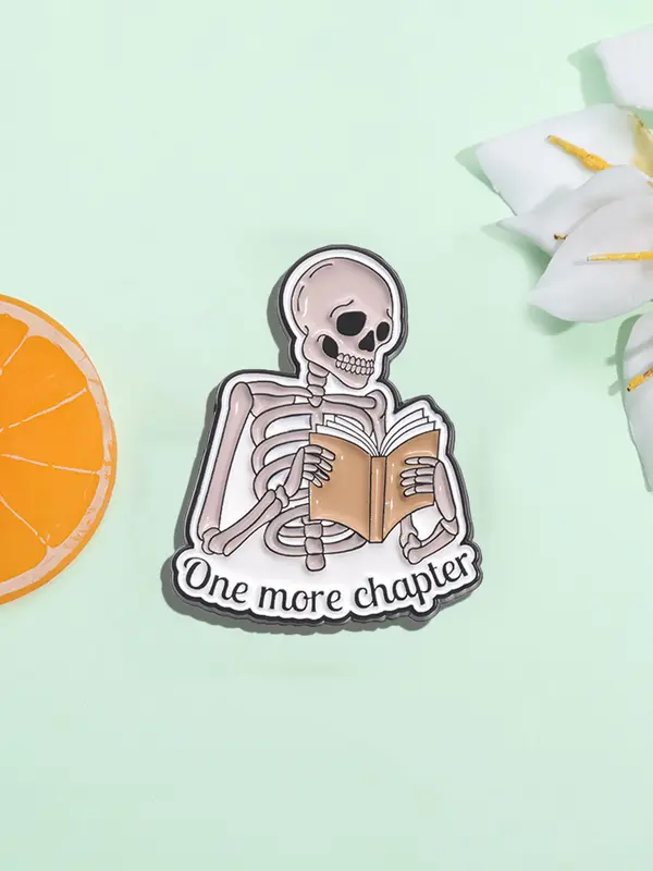 Skeleton Reading Book Design Brooch, Fashion Alloy Badge for Daily Clothing Decor, Trendy All-match & Exquisite Brooch for Birthday Gift Halloween 2