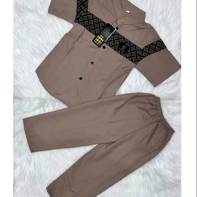 Setelan Baju Muslim Anak Laki-laki Promo Lebaran 2025 Hitam Putih - Koko Putih & Celana Hitam - Panjang 1