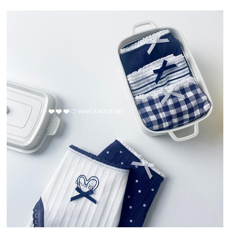 Product Introduction of Blue Pure Desire Series Pure Cotton Underwear for Women Japanese Lucky Navy Mid-Waist Full Cotton Crotch Student Party Triangle Shorts Plus Size 21