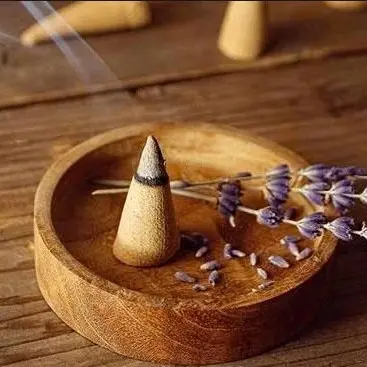 Nhang nụ bách xanh mang lại nhiều lợi ích cho sức khỏe,tinh thần và phong thủy(mùi thơm mang lại cảm giác thư thái) 4