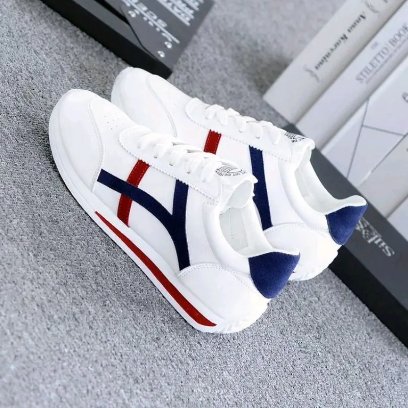 SEPATU SNEAKERS WANITA TERBARU PAVIN CHUKY NEW/SEPATU KOREA STYLE