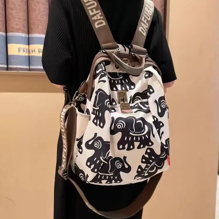 Backpack Nylon Cloth Zipper Free Size