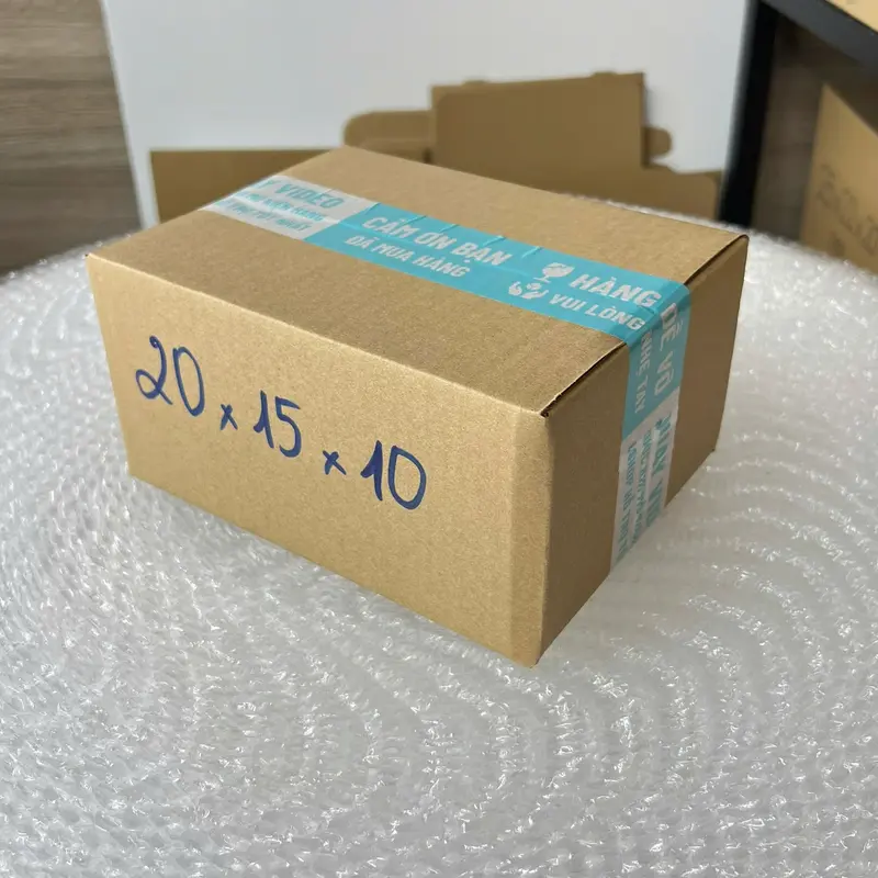 Size 20x15x10 cm _ combo 50c_ Thùng Carton Đóng Hàng, Đóng Mỹ Phẩm, Hộp Cứng Cáp 1