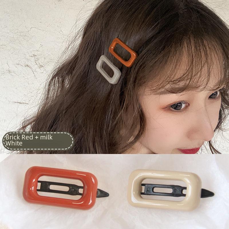 Product Introduction of Kẹp Tóc Vuông, Màu Hồng Ngọt Ngào Dễ Thương, Dành Cho Nữ, Đơn Giản Và Dễ Phối Đồ, Kẹp Tóc Mái Bên, Thích Hợp Cho Tóc Con, Kẹp Tóc Người Nổi Tiếng Trên Internet, Phụ Kiện Đội Đầu, Thời Trang 3