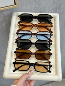 Lentes de sol retro cuadrados unisex, diseño de marco pequeño, ideales para uso diario, paquete de 6 pares, lentes elegantes para hombres y mujeres