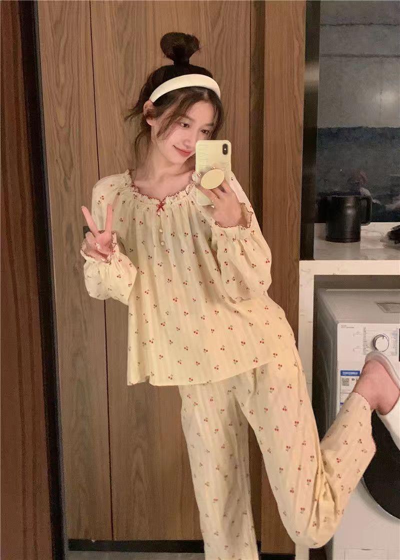Product Introduction of Quần Dài Áo Ngủ, Phong Cách Hàn Quốc, Quần Dài Ngắn Tay, Phong Cách Công Chúa Ngọt Ngào Dễ Thương, Dành Cho Nữ, Mặc Mùa Hè, Dài Tay, Dáng Rộng Vừa Vặn, Đồ Mặc Nhà, Bộ Đồ Hai Mảnh, Dễ Thương Và Gợi Cảm Women Top 10