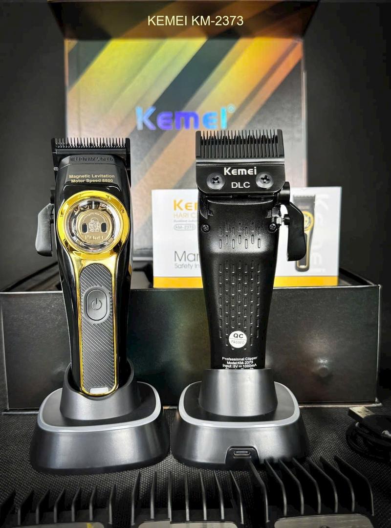 Product Introduction of Tông đơ kemei Tông đơ cắt tóc kemei 2373 từ tính tốc độ cao 8800v/p siêu êm Cạo Râu 8