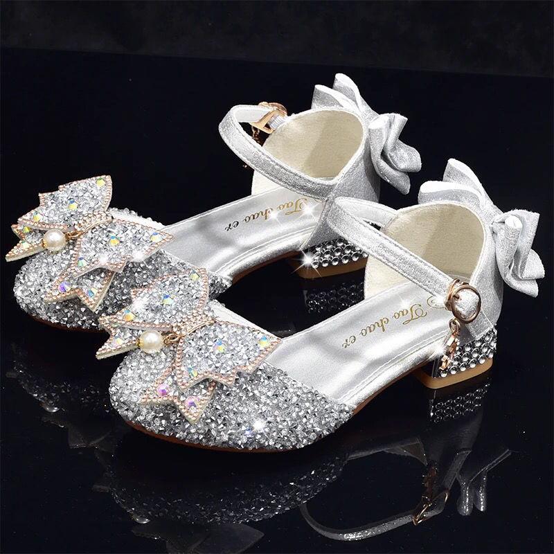Children's Silver 2024 New Leather Shoes Catwalk Dress Princess Performance Crystal Shoes Girls Soft Bottom Small High Heel Shoes 6