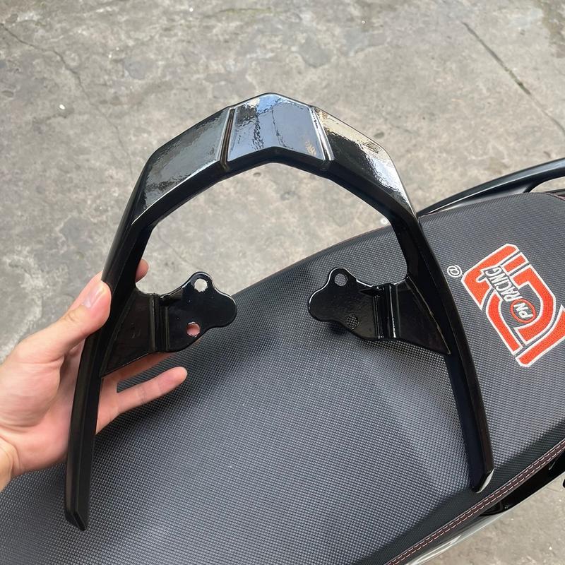 phụ kiện xe.  cảng sau. nhôm đúc. gắn sirius kiểu spark