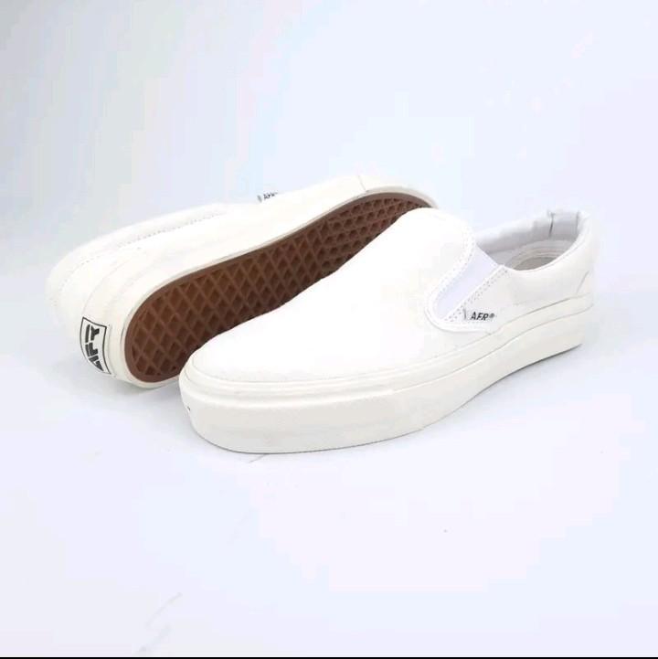 SEPATU AFR SLIP ON CUTE STEPZ FULL WHITE 3