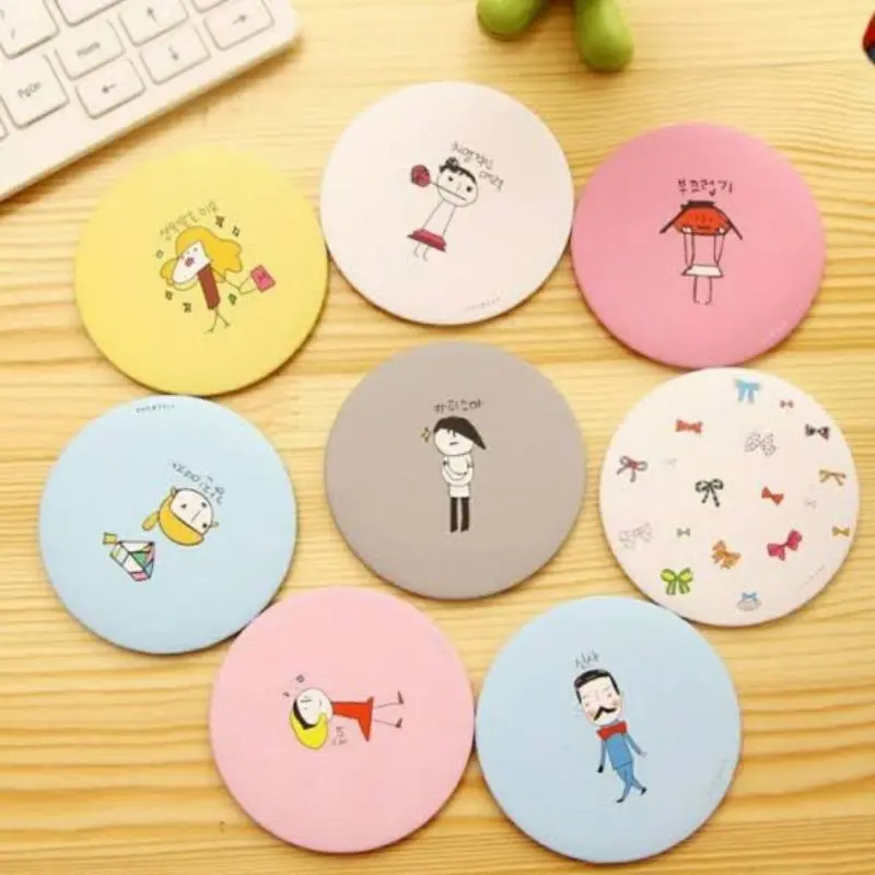 Cermin Bulat Karakter Make Up Mini Sovenir Travelling Motif  - Cosmetic, Wanita 4