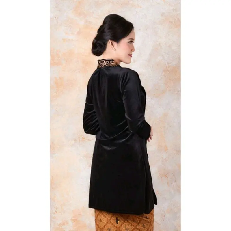 KEBAYA KUTUBARU BLUDRU CANTIK TERLARIS Bunga Bordir wisuda 1
