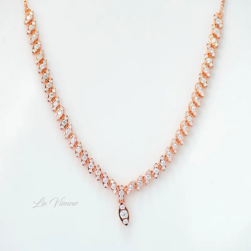 [ Beli 2 Produk Apapun Gratis 1 ] La Vienne - Kumara - Kalung Titanium Wanita - Perhiasan Perempuan Elegan 1