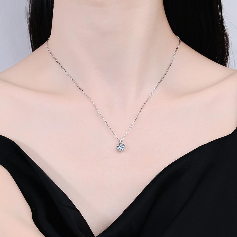 XL77  S925 Sterling Silver Pendant Clavicle Chain Diamond Necklace Classic Simple 1 Karat D Color Moissanite Items ဘယက်  ဆွဲကြိုး925 jew erly tsavorite moissanite fine  jewelry promise  ring diamond  ring promise  ring atta  jewelry silver  925 4