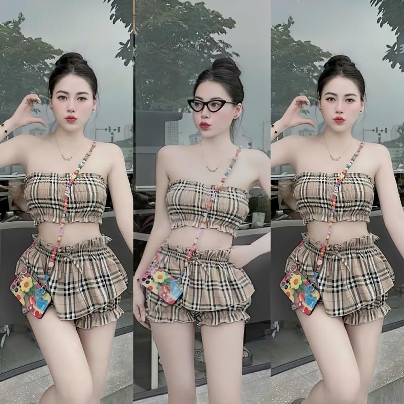 Set áo ống nhúng phối chân váy có quần bí  chất kate dệt thiết kế hoạ tiết kẻ sọc trẻ trung cho nữ diện du lịch hè