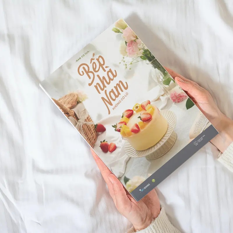 Sách - Combo 2 Cuốn: Một Chút Đáng Yêu Nhiều Chút Ngọt Ngào + Bếp Nhà Nam Không Có Lò - AZ Việt Nam 2